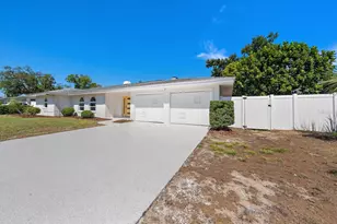 122 Palmetto Ln, Largo, FL 33770 - Photo 41