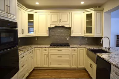 2690 64th Place N, Saint Petersburg, FL 33702 - Photo 5