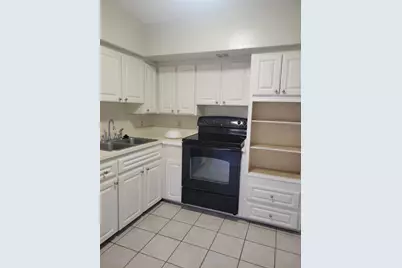 2464 Australia Way E #24, Clearwater, FL 33763 - Photo 9