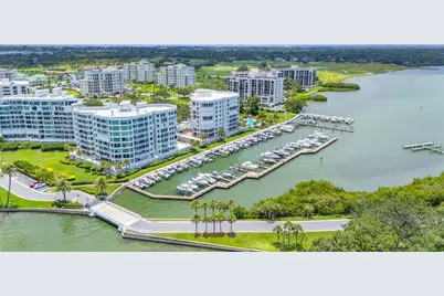 220 Belleview Boulevard #108, Belleair, FL 33756 - Photo 35