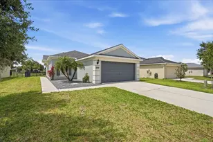 9724 50th St Cir E, Parrish, FL 34219 - Photo 7
