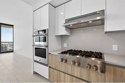 400 Central Avenue #3706, Saint Petersburg, FL 33701 - Photo 13