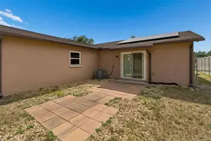 8445 N River Dune St, Tampa, FL 33617 - Photo 29