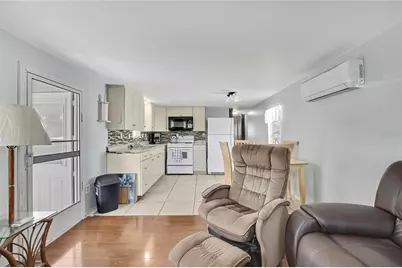 770 32nd Avenue S #522, Saint Petersburg, FL 33705 - Photo 5