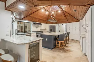 2778 St Andrews Blvd, Tarpon Springs, FL 34688 - Photo 13