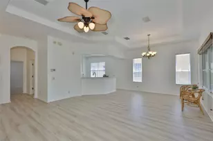 448 Noble Faire Dr, Sun City Center, FL 33573 - Photo 7
