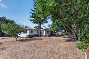 2033 Timber Ln, Clearwater, FL 33763 - Photo 23