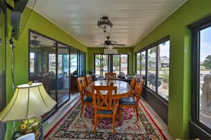 210 Linger Ln, Sun City Center, FL 33573 - Photo 23
