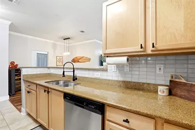 5000 Culbreath Key Way #1-108, Tampa, FL 33611 - Photo 9
