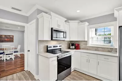 15656 1st Street E, Redington Beach, FL 33708 - Photo 9