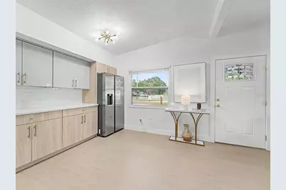 609 Fairmont Drive, Brandon, FL 33511 - Photo 25