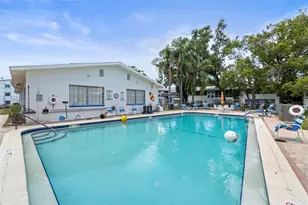 400 Glennes Ln, Dunedin, FL 34698 - Photo 35