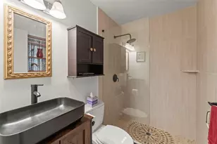 400 Glennes Ln, Dunedin, FL 34698 - Photo 19