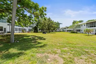 400 Glennes Ln, Dunedin, FL 34698 - Photo 33