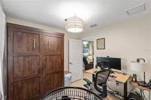 1105 55th St S, Gulfport, FL 33707 - Photo 35
