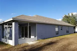 1424 Wylie Ct, Wesley Chapel, FL 33543 - Photo 23