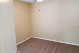 1424 Wylie Ct, Wesley Chapel, FL 33543 - Photo 21
