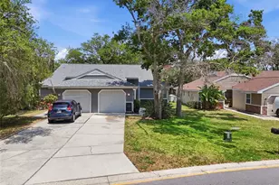 351 Ixora Dr, Palm Harbor, FL 34684 - Photo 3
