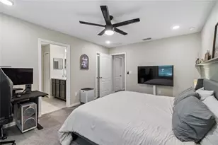 4733 Deer Track St, Tampa, FL 33610 - Photo 13