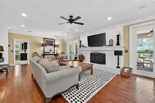 16203 Avila Blvd, Tampa, FL 33613 - Photo 17