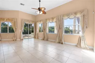 10603 Cayman Isle Ct, Tampa, FL 33647 - Photo 25