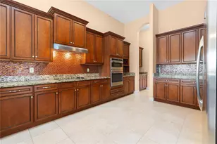 10603 Cayman Isle Ct, Tampa, FL 33647 - Photo 21