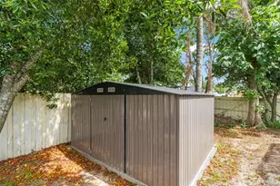 12292 Ronald St, Spring Hill, FL 34609 - Photo 17