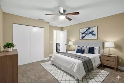 12004 W Pond Way, Tampa, FL 33635 - Photo 5