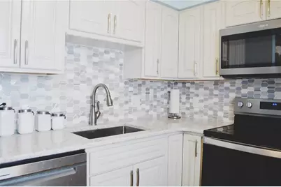 331 Sky Loch Drive W, Dunedin, FL 34698 - Photo 7