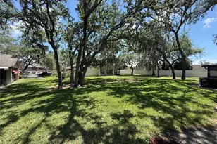 819 Oak Park Pl, Brandon, FL 33511 - Photo 19