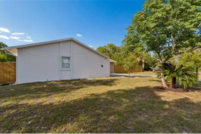 9015 Forest Oaks Boulevard, Spring Hill, FL 34606 - Photo 5