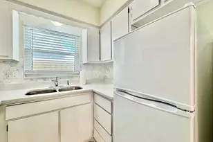 533 Yelvington Ave, Clearwater, FL 33756 - Photo 13