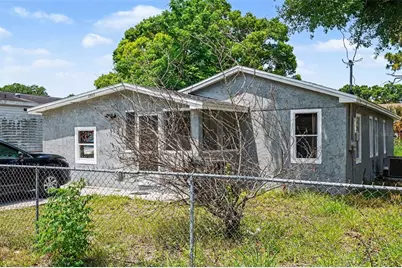 1303 37th Street NW, Winter Haven, FL 33881 - Photo 3