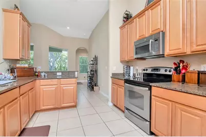 13247 Graham Yarden Drive, Riverview, FL 33579 - Photo 11
