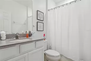 5732 Skytop Dr, Lithia, FL 33547 - Photo 17