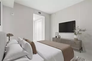 275 1st Ave S, Saint Petersburg, FL 33701 - Photo 69