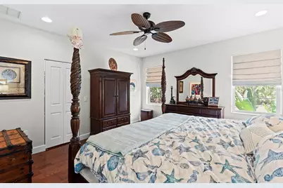 112 S Florida Avenue, Tarpon Springs, FL 34689 - Photo 27
