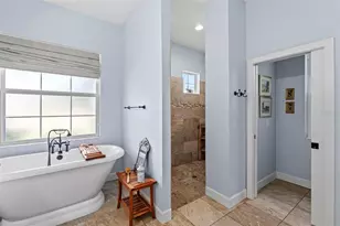 112 S Florida Ave, Tarpon Springs, FL 34689 - Photo 15
