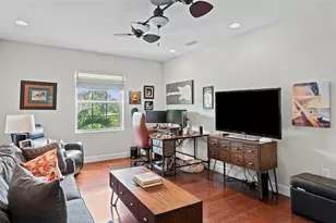 112 S Florida Ave, Tarpon Springs, FL 34689 - Photo 23