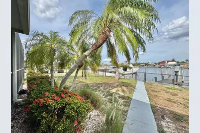 6316 Lake Sunrise Drive, Apollo Beach, FL 33572 - Photo 67