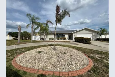 6316 Lake Sunrise Drive, Apollo Beach, FL 33572 - Photo 3