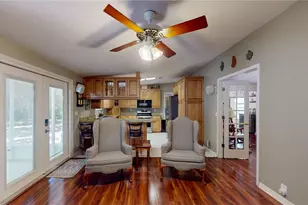 10324 Skewlee Rd, Thonotosassa, FL 33592 - Photo 5
