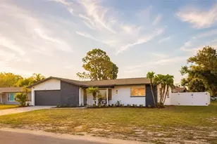 8601 139th St, Seminole, FL 33776 - Photo 1