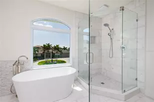 2063 Illinois Ave NE, Saint Petersburg, FL 33703 - Photo 25