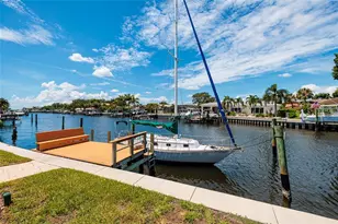 2063 Illinois Ave NE, Saint Petersburg, FL 33703 - Photo 39