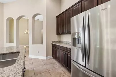 15604 Hampton, Tampa, FL 33618 - Photo 7