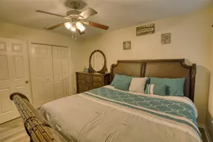 4303 Orange Ridge Ct, Valrico, FL 33596 - Photo 11