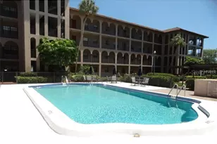 6100 Gulfport Blvd S, Gulfport, FL 33707 - Photo 21