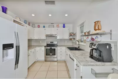 1222 W Del Webb Boulevard, Sun City Center, FL 33573 - Photo 13