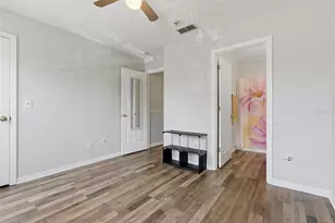 2049 Fiesta Ridge Ct, Tampa, FL 33604 - Photo 17